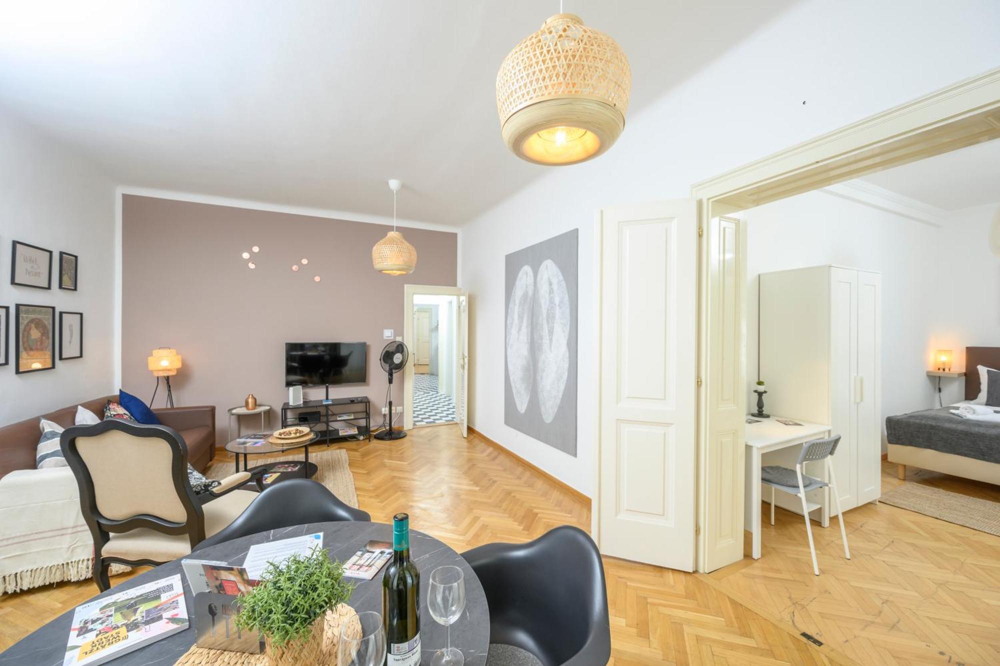 Central City Apartments Apartment *